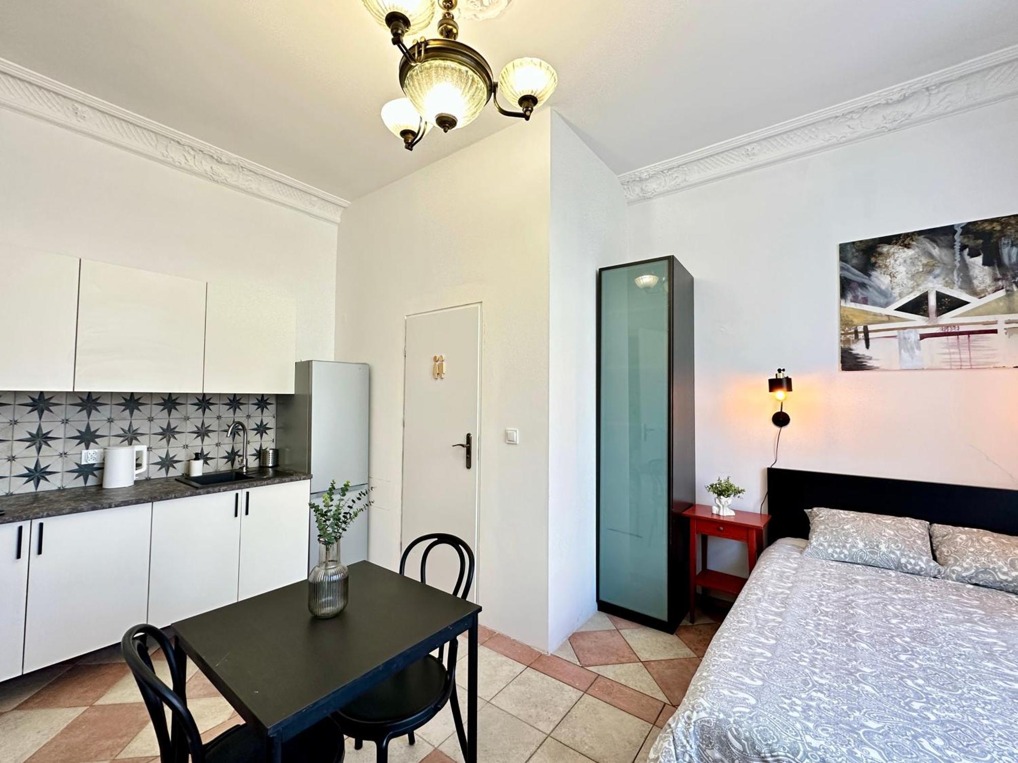 7-7-6 Iii Apartament