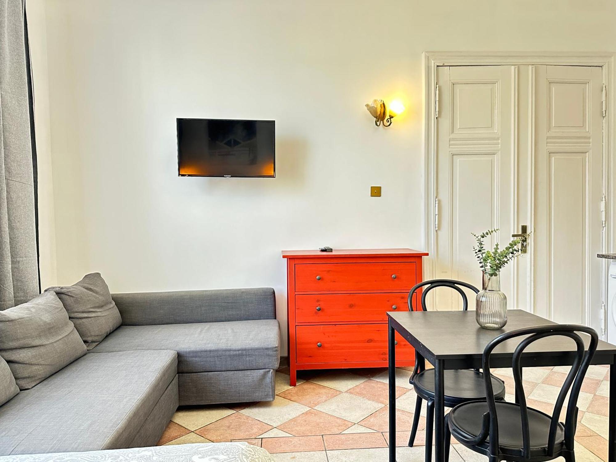 7-7-6 Iii Apartament *